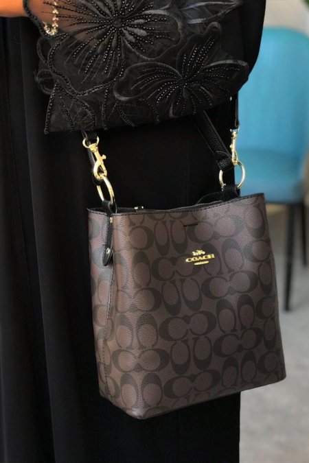 شنطة -  Mollie Bucket Coach / شامل علبة - شعار بني <br> <span class='text-color-warm'>نفدت الكمية</span>